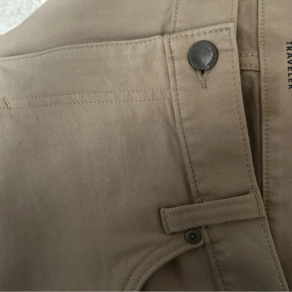 38x36 -2 pair.-Banana Republic Traveler.Roundtree&Yorke - Picture 7 of 10